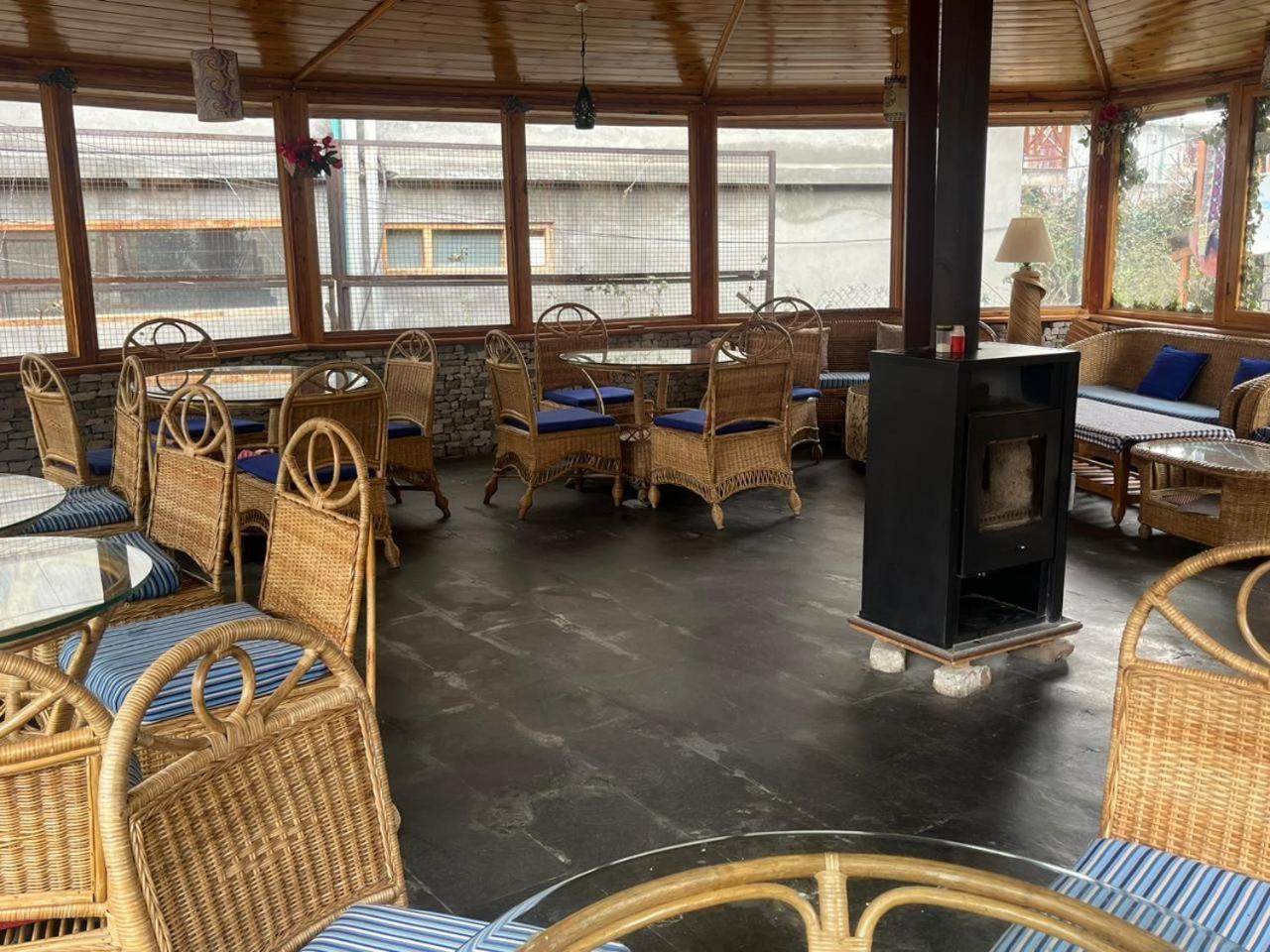 Mrikula Cottage 마날리 외부 사진